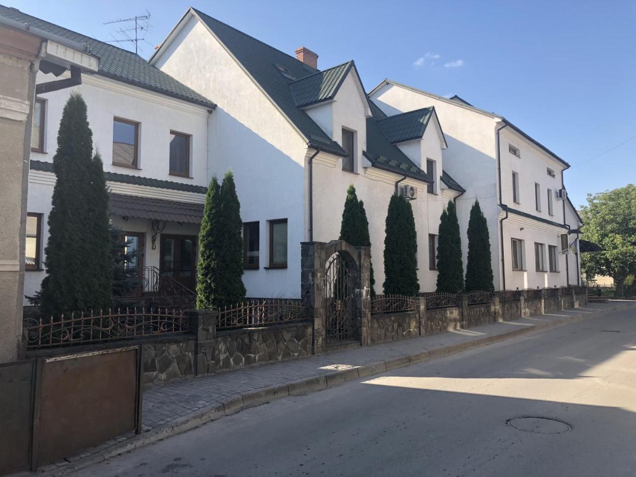 Europe Hotel Brody Εξωτερικό φωτογραφία